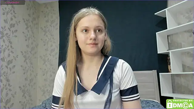 onelovelyalice online show from January 22, 12:48 am