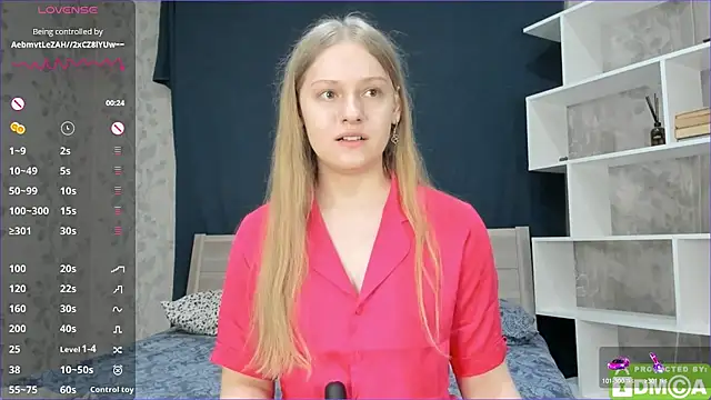 onelovelyalice online show from February 13, 1:37 pm