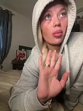 blissdimicco online show from February 23, 4:02 pm