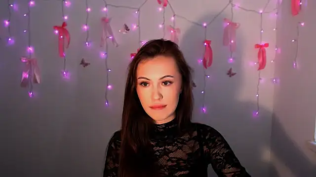 Nikonara Love online show from December 17, 1:50 pm