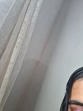 Snapshot of novinhatransexy chatting on February 6, 4:03 pm novinhatransexy online show from February 6, 4:03 pm