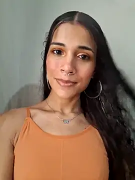 Snapshot of novinhatransexy chatting on June 2, 5:26 pm novinhatransexy online show from June 2, 5:26 pm