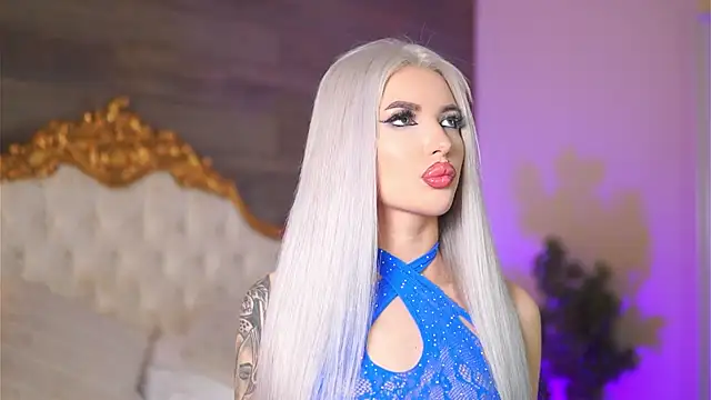 Snapshot of Juicy_Jessye chatting on February 19, 7:48 pm Juicy Jessye online show from February 19, 7:48 pm