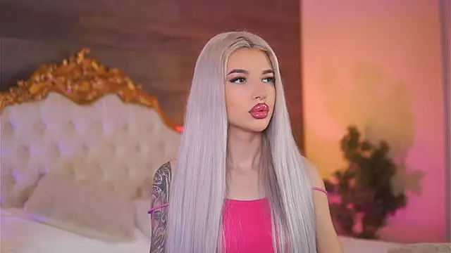 Snapshot of Juicy_Jessye chatting on March 9, 8:10 pm Juicy Jessye online show from March 9, 8:10 pm