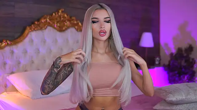 Snapshot of Juicy_Jessye chatting on September 23, 7:50 pm Juicy Jessye online show from September 23, 7:50 pm