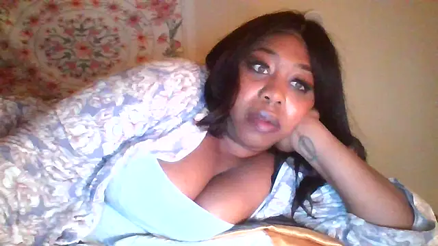 angeliquebelcali online show from November 10, 7:07 am