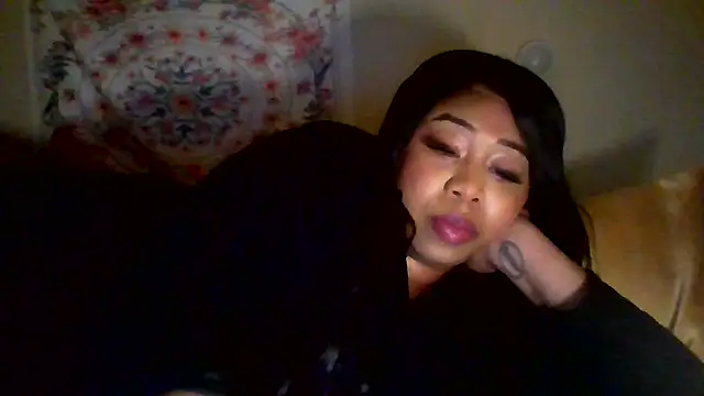 angeliquebelcali online show from January 8, 11:07 pm