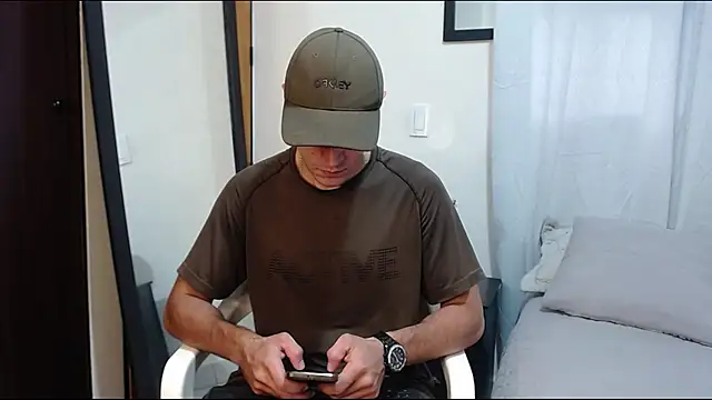 Frank Millers online show from February 13, 4:25 pm