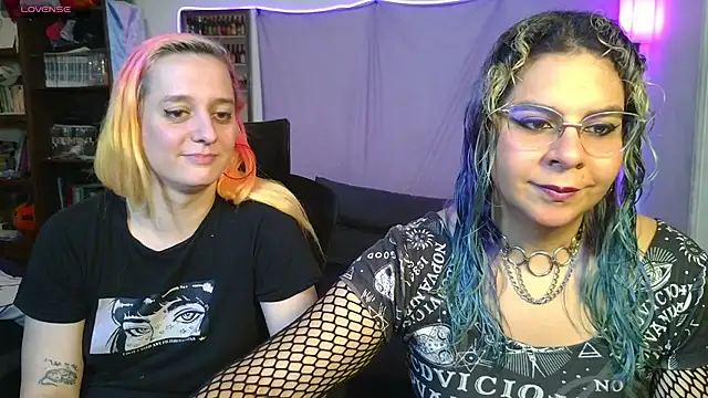 Evelan420 online show from July 11, 7:05 pm