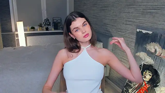 Snapshot of FloraDobb chatting on January 30, 1:11 am FloraDobb online show from January 30, 1:11 am