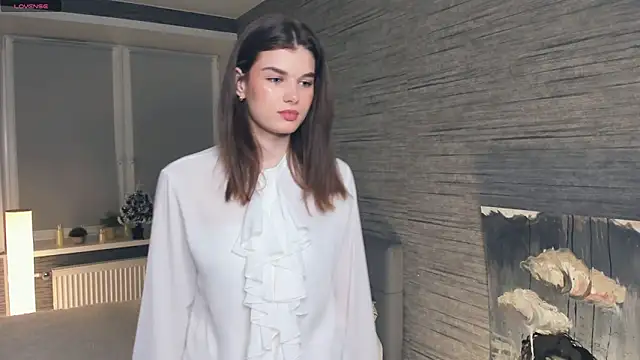 Snapshot of FloraDobb chatting on February 6, 7:07 pm FloraDobb online show from February 6, 7:07 pm