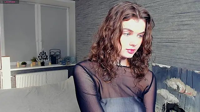 Snapshot of FloraDobb chatting on February 15, 12:15 am FloraDobb online show from February 15, 12:15 am