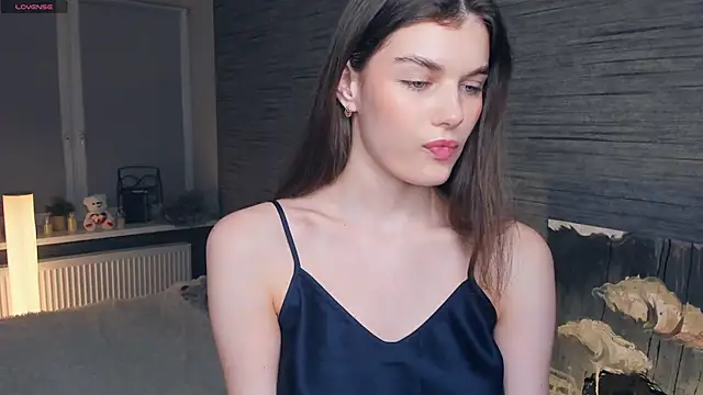 Snapshot of FloraDobb chatting on March 15, 12:04 am FloraDobb online show from March 15, 12:04 am