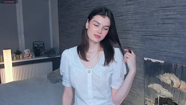 Snapshot of FloraDobb chatting on March 20, 8:08 pm FloraDobb online show from March 20, 8:08 pm