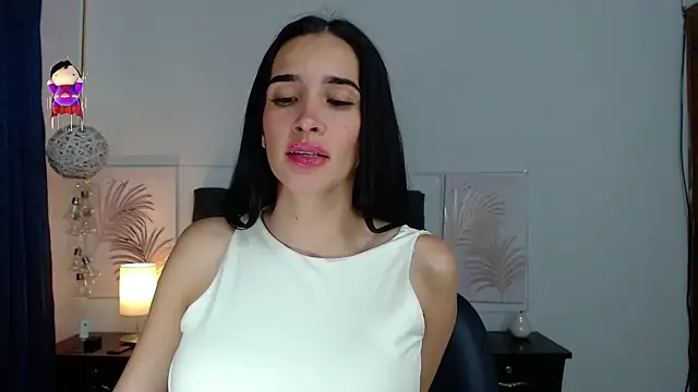 Snapshot of victoria_adams07 chatting on March 21, 5:00 am victoria adams07 online show from March 21, 5:00 am