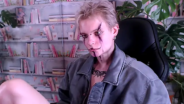 Snapshot of DemianEnglen chatting on March 20, 2:29 am DemianEnglen online show from March 20, 2:29 am