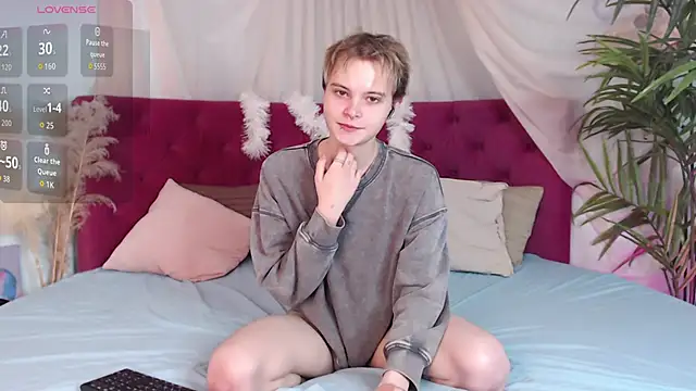 Snapshot of DemianEnglen chatting on October 22, 7:24 pm DemianEnglen online show from October 22, 7:24 pm