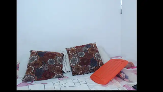 Snapshot of Ashley_Spicy chatting on June 2, 4:42 pm Ashley Spicy online show from June 2, 4:42 pm
