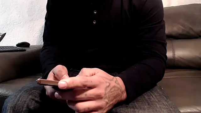 Snapshot of Str8_Soldier chatting on February 18, 5:31 am Str8 Soldier online show from February 18, 5:31 am