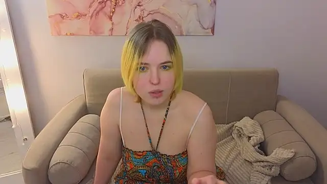 Snapshot of Manic_pixie_ chatting on January 22, 3:51 pm Manic pixie online show from January 22, 3:51 pm