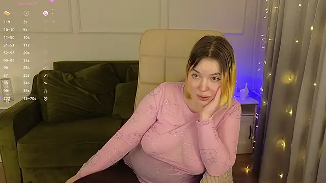 Snapshot of Manic_pixie_ chatting on February 7, 5:40 pm Manic pixie online show from February 7, 5:40 pm