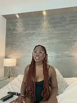 Alaia Colins online show from July 28, 1:34 am