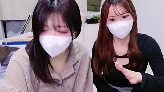 NA-KAREN-V8 online show from March 1, 2:23 pm