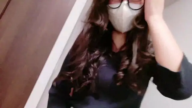 NA-KAREN-V8 online show from September 29, 11:15 am