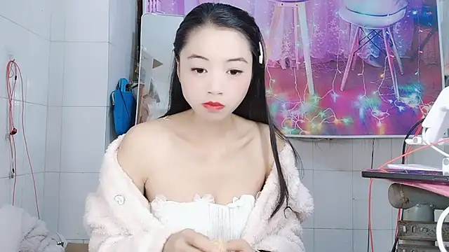 Snapshot of ManMan-520 chatting on February 1, 9:32 am ManMan-520 online show from February 1, 9:32 am