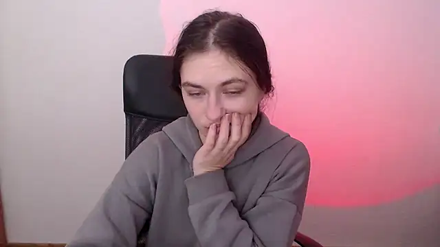 Snapshot of AmandaJi_ chatting on November 22, 8:35 am AmandaJi online show from November 22, 8:35 am