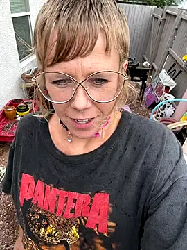 I am babydoll online show from October 13, 8:20 pm