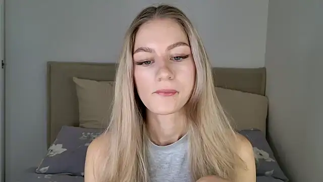 GabriellaOlsen online show from October 17, 9:45 am