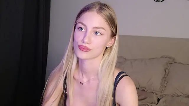GabriellaOlsen online show from June 11, 3:43 pm