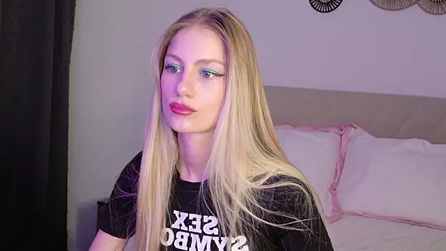 GabriellaOlsen online show from June 29, 5:24 pm