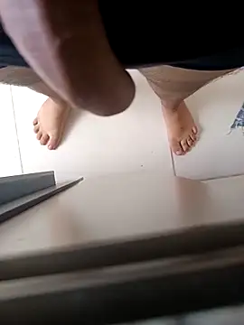 Snapshot of Trixboy201 chatting on February 20, 6:13 pm Trixboy201 online show from February 20, 6:13 pm