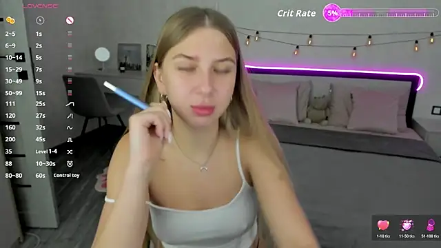 AureliaBliss  online show from July 12, 4:58 am