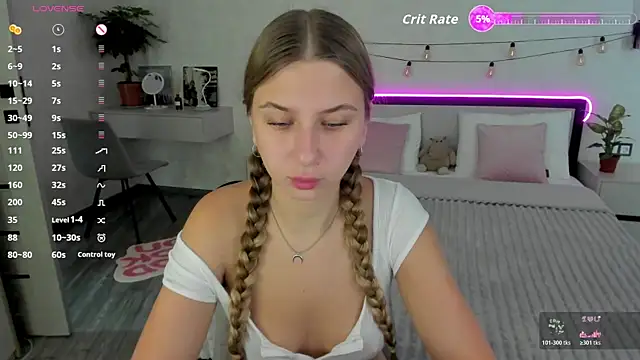 AureliaBliss  online show from July 24, 5:49 am