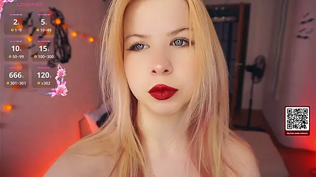 LynetHakes online show from October 27, 4:16 am