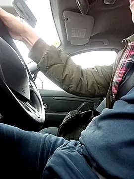 garibaldi1974 online show from November 10, 8:13 am