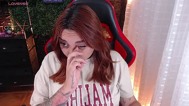 natyk m online show from February 14, 11:23 pm