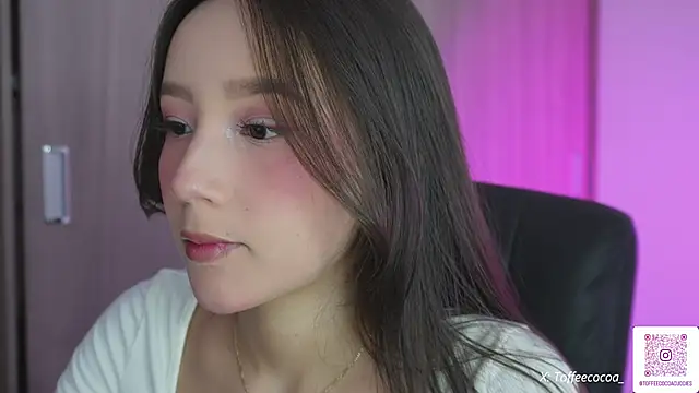 Snapshot of sophi_lii chatting on September 8, 5:12 pm sophi lii online show from September 8, 5:12 pm