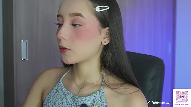 Snapshot of sophi_lii chatting on September 16, 5:58 pm sophi lii online show from September 16, 5:58 pm