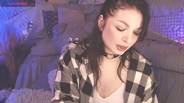 BritneyBarker online show from January 31, 12:50 am