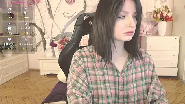 BritneyBarker online show from March 13, 4:08 am