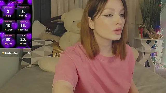 Snapshot of BritneyBarker chatting on May 24, 5:40 pm BritneyBarker online show from May 24, 5:40 pm