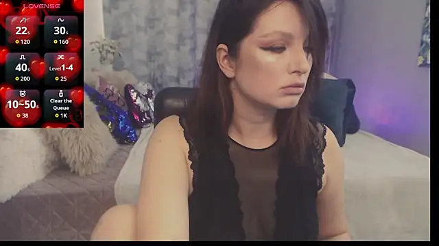 Snapshot of BritneyBarker chatting on July 7, 12:09 pm BritneyBarker online show from July 7, 12:09 pm