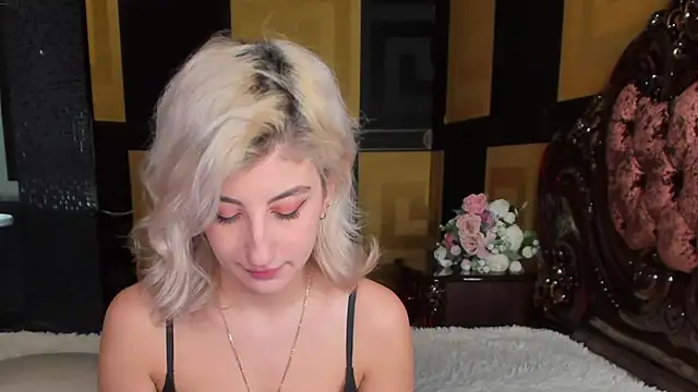 wawmom online show from March 8, 8:34 pm