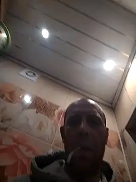 MaxDevilWhite online show from November 8, 6:24 am