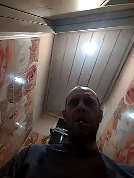 MaxDevilWhite online show from November 9, 9:07 am