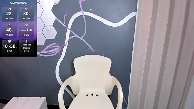 Sara Naugty online show from October 28, 6:32 pm